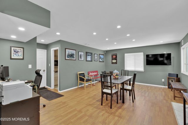 10 Old Bridge Plaza, Old Bridge, NJ 08857