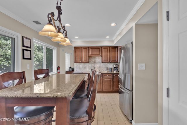 10 Old Bridge Plaza, Old Bridge, NJ 08857