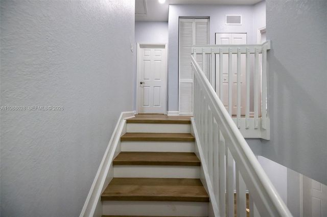 3213 SE 6th St, Homestead, FL 33033