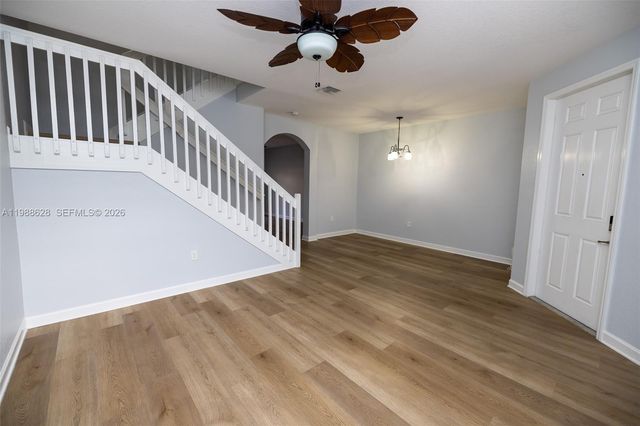 3213 SE 6th St, Homestead, FL 33033