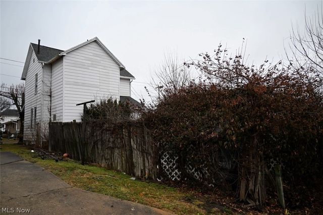 1216 16th Street, Parkersburg, WV 26101