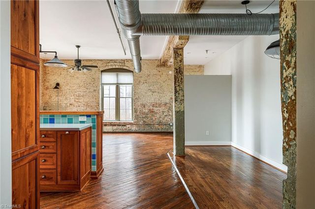 401 E 4th Street 302, Winston-salem, NC 27101