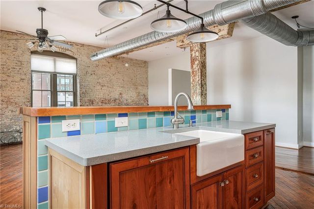 401 E 4th Street 302, Winston-salem, NC 27101