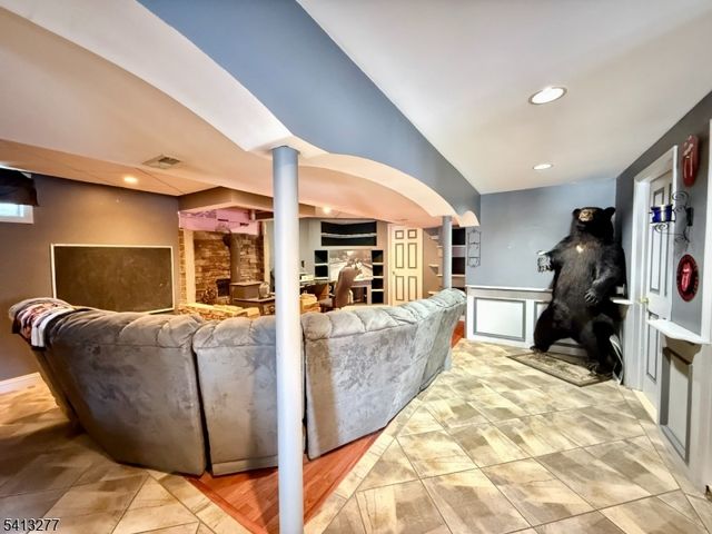 50 Glen Ave, Hardyston Twp., NJ 07460