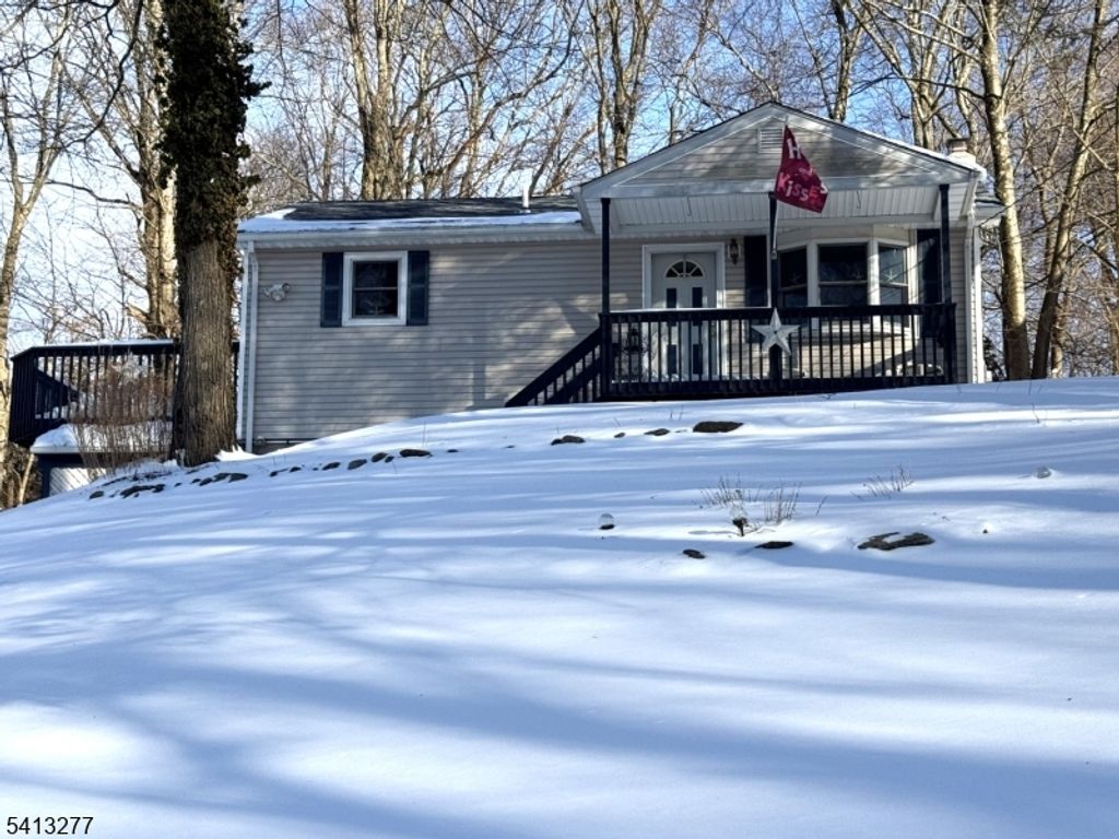 50 Glen Ave, Hardyston Twp., NJ 07460