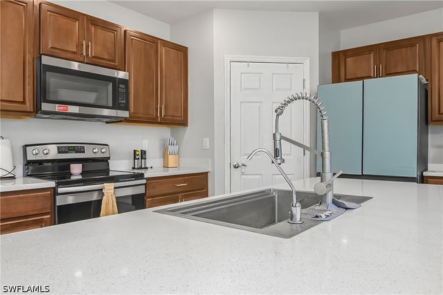 2544 NW 20th PL, Cape Coral, FL 33993