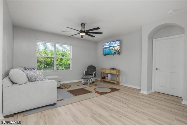 2544 NW 20th PL, Cape Coral, FL 33993