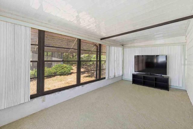 1763 W SCHWARTZ BOULEVARD, Lady Lake, FL 32159