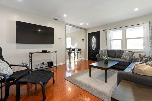 18228 Regina Avenue, Torrance, CA 90504
