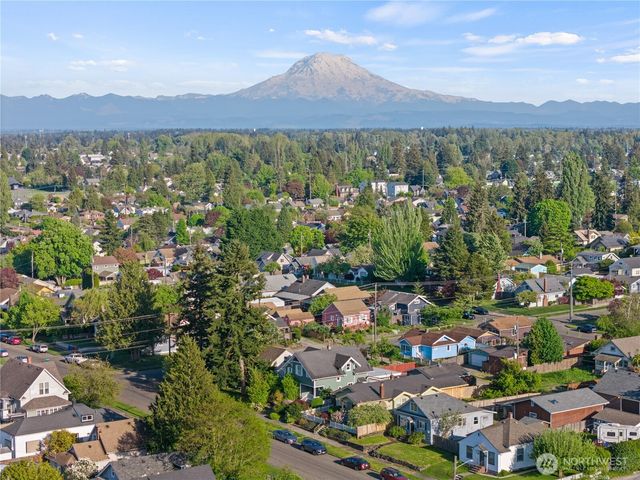 706 S 58th Street, Tacoma, WA 98408