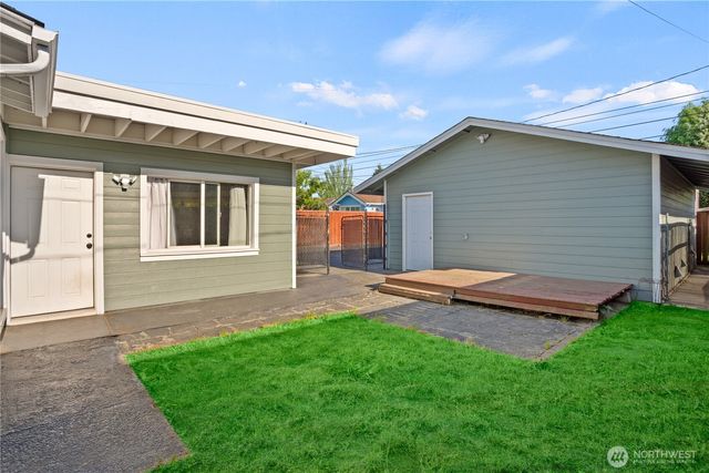 706 S 58th Street, Tacoma, WA 98408