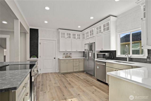 706 S 58th Street, Tacoma, WA 98408