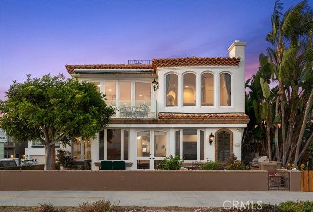 1201 E Balboa Boulevard, Newport Beach, CA 92661