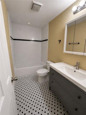 907 Smith Street SW, Atlanta, GA 30310
