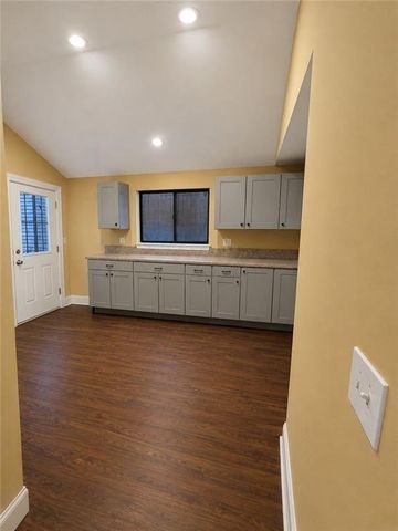907 Smith Street SW, Atlanta, GA 30310