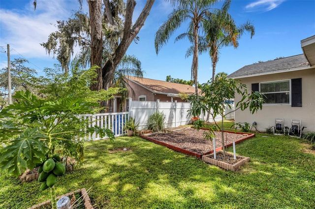 8101 N EDISON AVENUE, Tampa, FL 33604