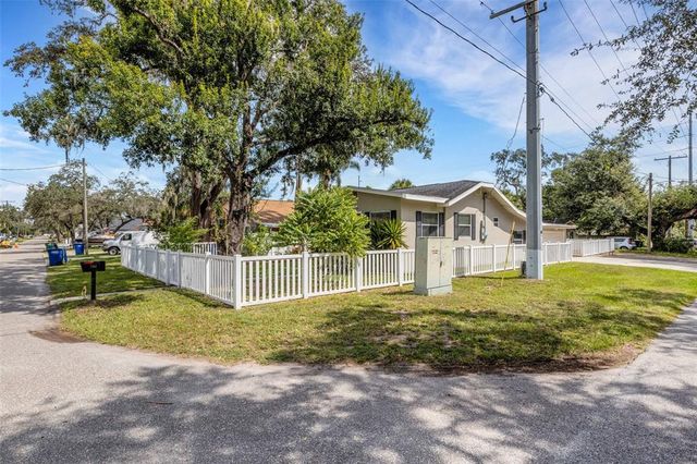 8101 N EDISON AVENUE, Tampa, FL 33604