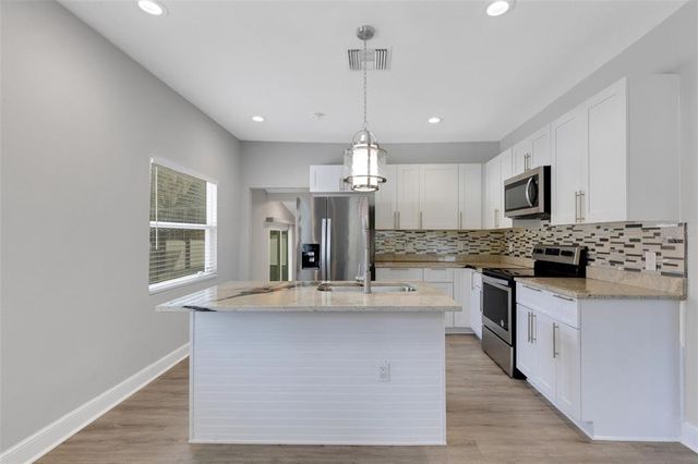 8101 N EDISON AVENUE, Tampa, FL 33604