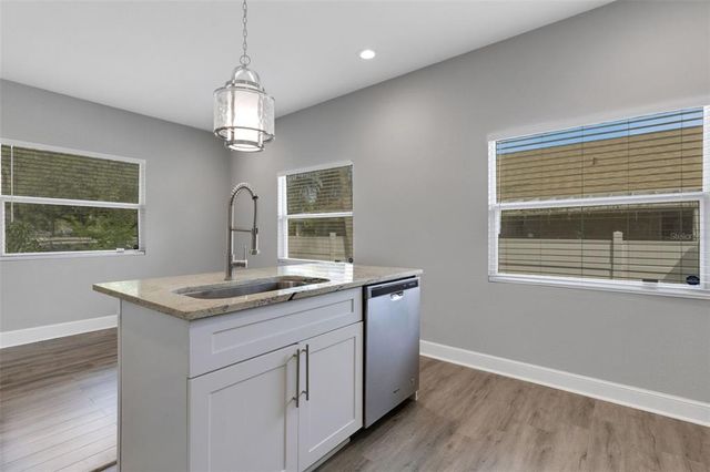 8101 N EDISON AVENUE, Tampa, FL 33604
