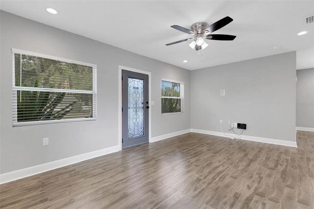 8101 N EDISON AVENUE, Tampa, FL 33604