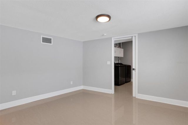 8101 N EDISON AVENUE, Tampa, FL 33604