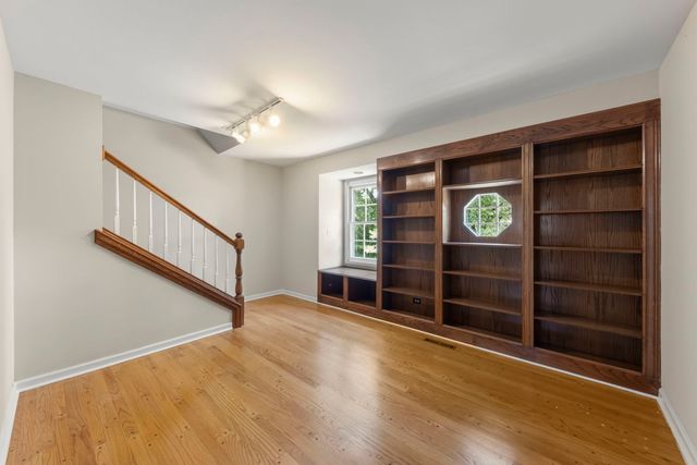 36W473 Ferson Creek Road, St. Charles, IL 60174