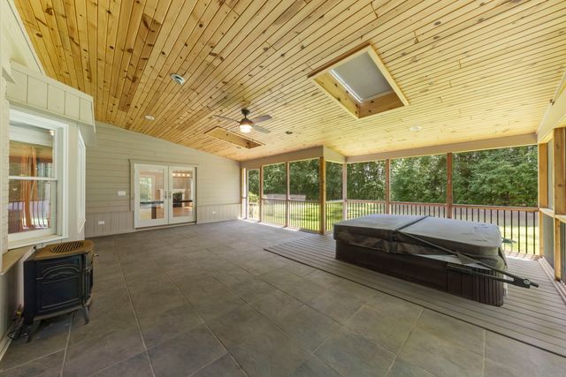 36W473 Ferson Creek Road, St. Charles, IL 60174