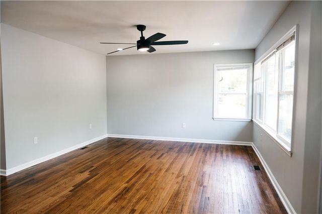19 S Central Avenue SE, Lindale, GA 30147