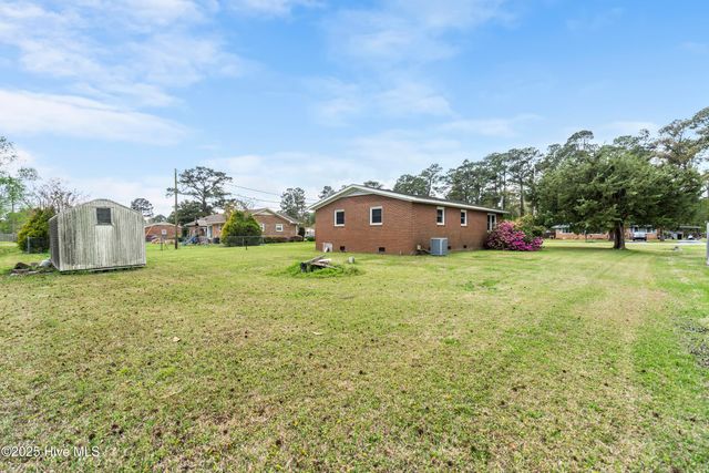 117 Brookfield Drive, Wilmington, NC 28405