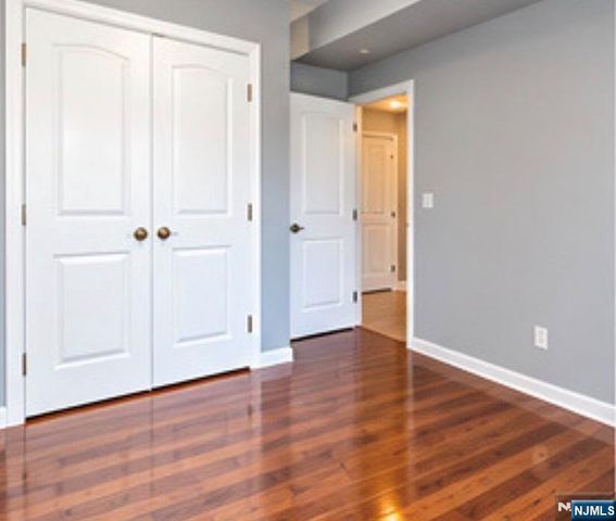 142 Ripley Place, Elizabethport, NJ 07206