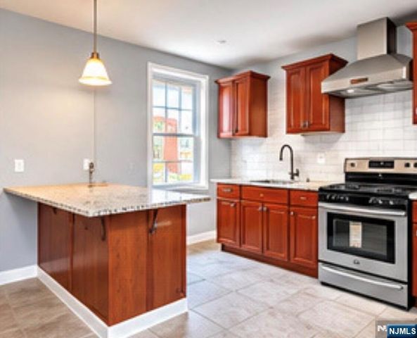 142 Ripley Place, Elizabethport, NJ 07206