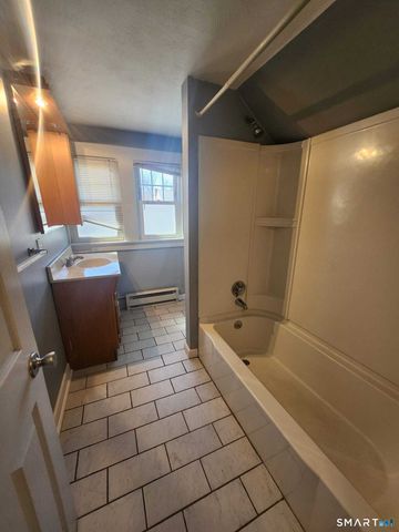 231 Winthrop Street 3, New Britain, CT 06052