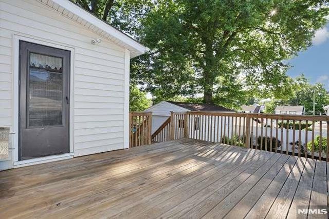49 S Franklin Avenue, Bergenfield, NJ 07621