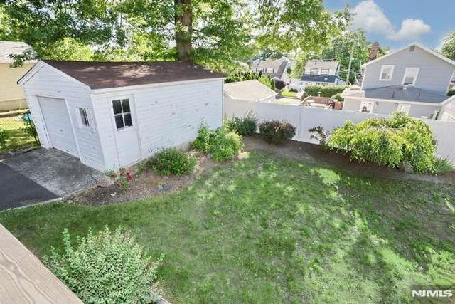 49 S Franklin Avenue, Bergenfield, NJ 07621