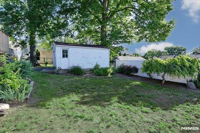49 S Franklin Avenue, Bergenfield, NJ 07621