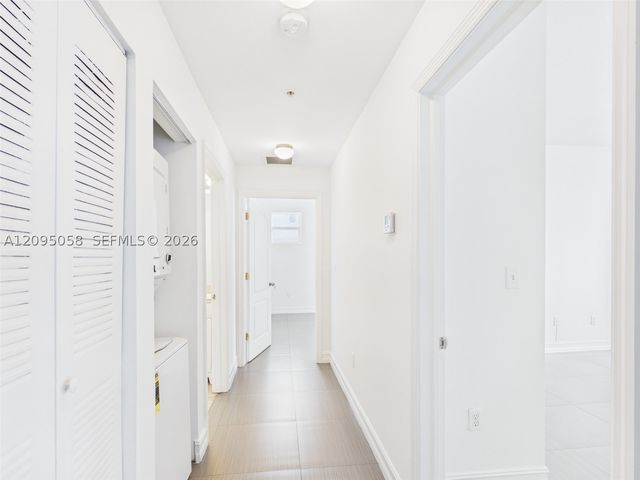 425 NE 30th St 701, Miami, FL 33137