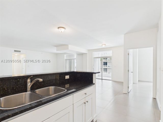 425 NE 30th St 701, Miami, FL 33137