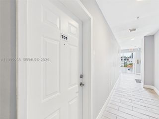 425 NE 30th St 701, Miami, FL 33137