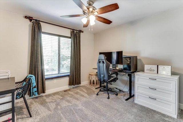4011 N Bluestem Ct, Maize, KS 67101