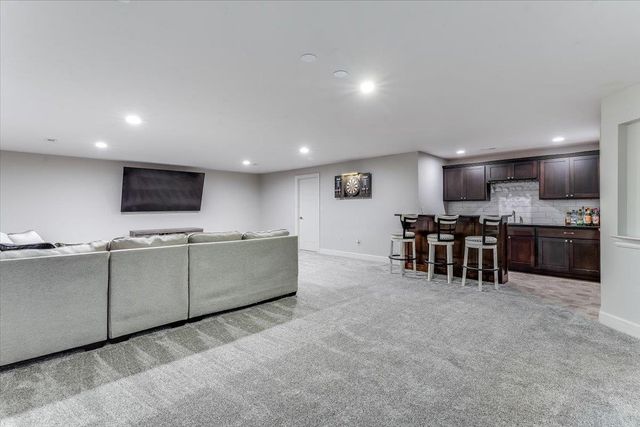 4011 N Bluestem Ct, Maize, KS 67101