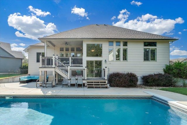 4011 N Bluestem Ct, Maize, KS 67101
