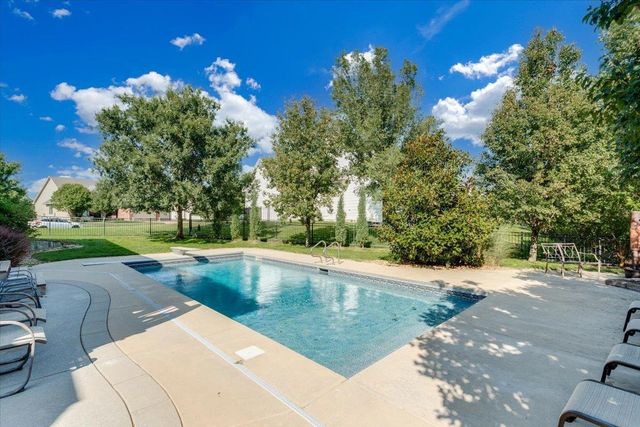 4011 N Bluestem Ct, Maize, KS 67101