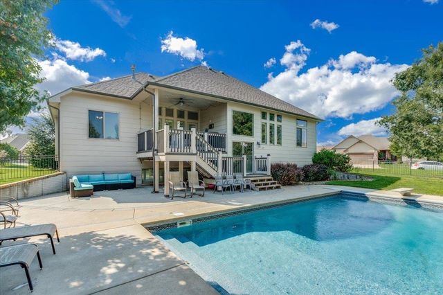 4011 N Bluestem Ct, Maize, KS 67101