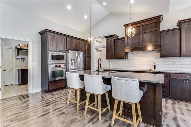 4011 N Bluestem Ct, Maize, KS 67101