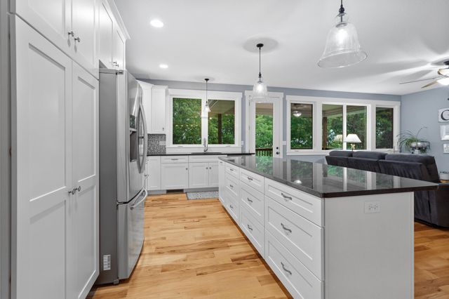 1120 HWY 5 & 240, Fayette, MO 65248