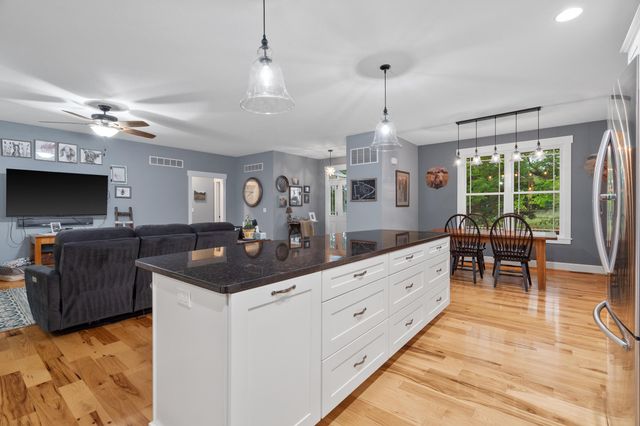 1120 HWY 5 & 240, Fayette, MO 65248