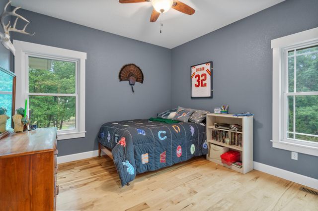 1120 HWY 5 & 240, Fayette, MO 65248