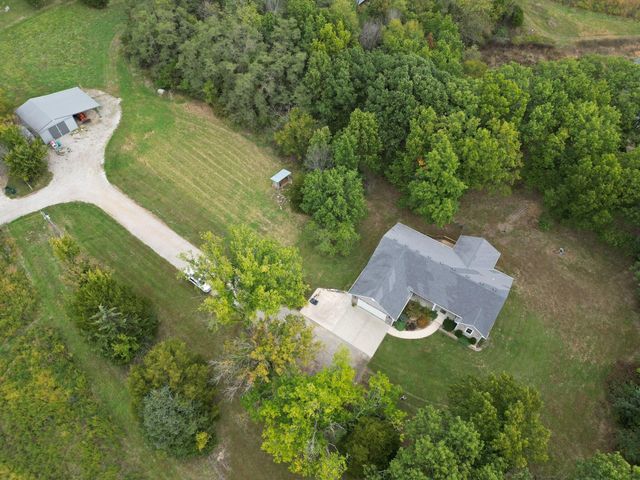 1120 HWY 5 & 240, Fayette, MO 65248