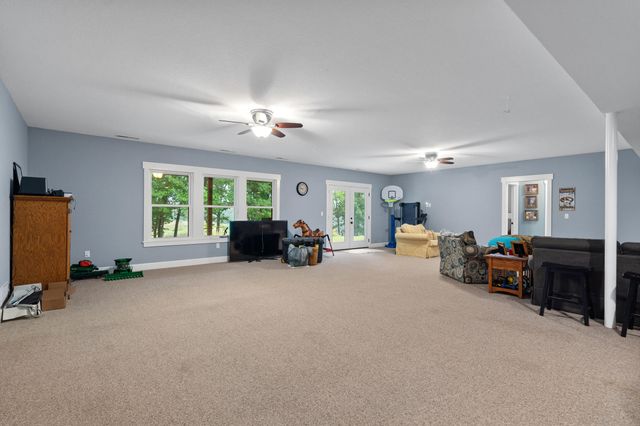 1120 HWY 5 & 240, Fayette, MO 65248