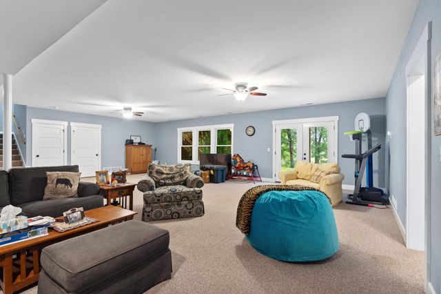 1120 HWY 5 & 240, Fayette, MO 65248